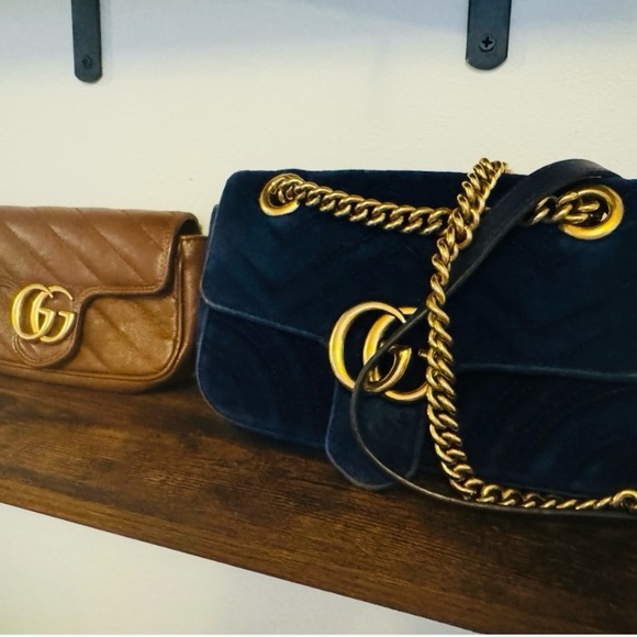 GUCCI Cobalt blue GG MARMONT MATELASSE VELVET Shoulder Bag - Picture 11 of 11